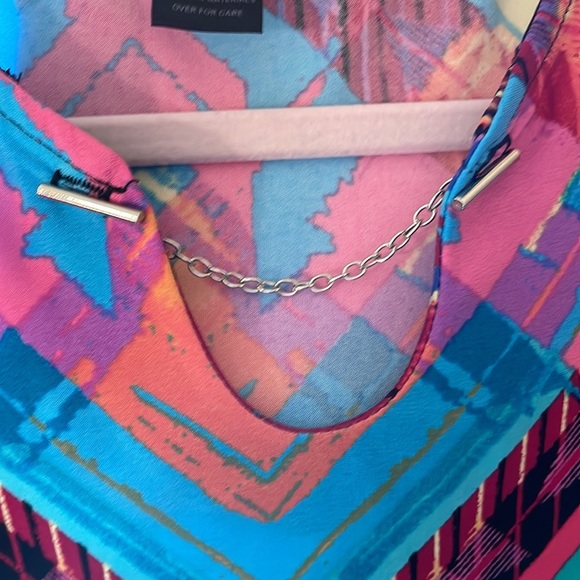 Dress, fun bright multi colored with long sleeves. - Picture 4 of 4